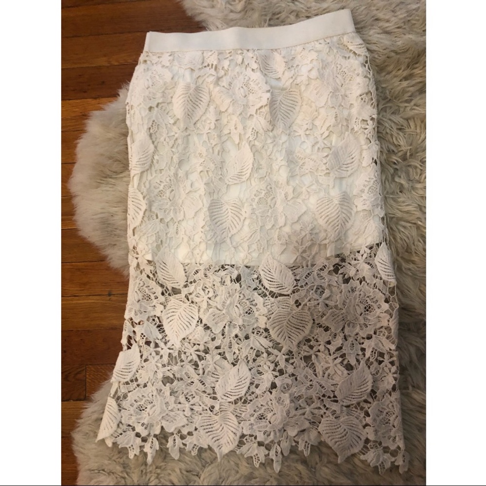 Forever 21 lace embroidered cream midi skirt S